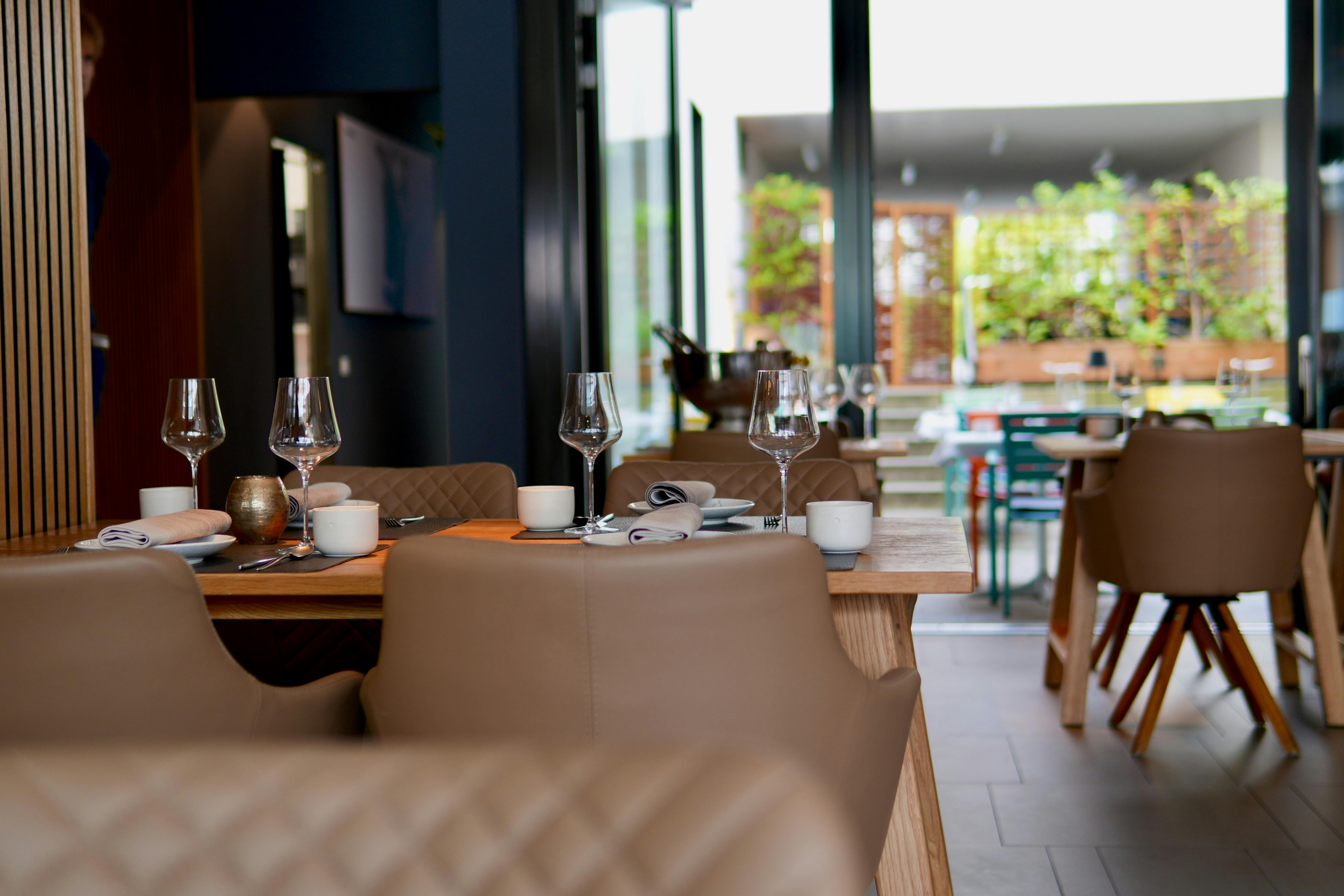 Building a Joomla Restaurant Website? Fix the Menu and the Hours First